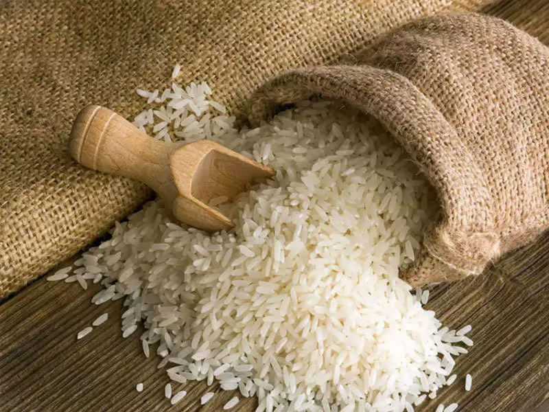 Giá lúa gạo hôm nay 15/4: Giá cám tăng mạnh 450 đồng/kg